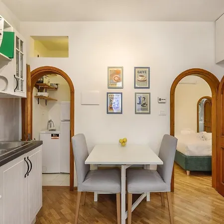 Apartment Campuccio In Oltrarno, *